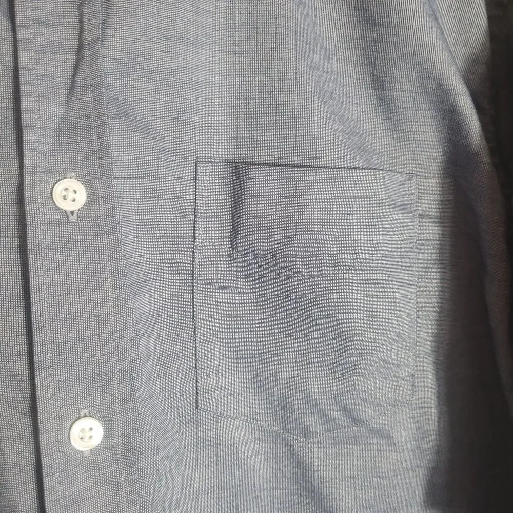 UNTUCKit Chambray Button Front‎ Shirt Men's Size Large Blue Business Casual